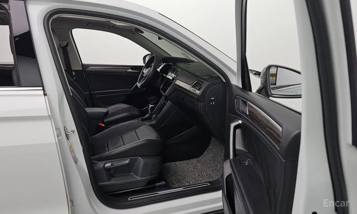 Фото 17 - Volkswagen Tiguan