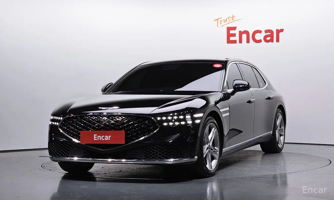 Фото 1 - Genesis G90