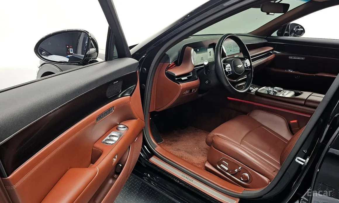 Фото 11 - Genesis G90