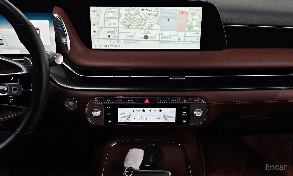 Фото 14 - Genesis G90