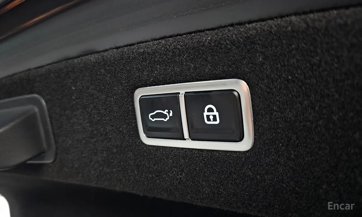 Фото 18 - Genesis G90