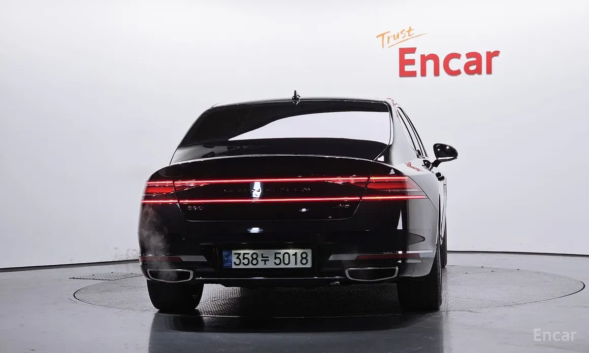 Фото 4 - Genesis G90