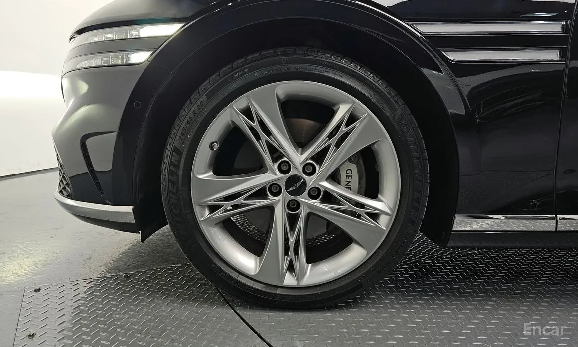 Фото 5 - Genesis G90