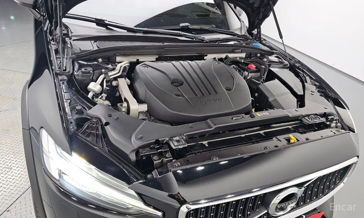 Фото 6 - Volvo V60