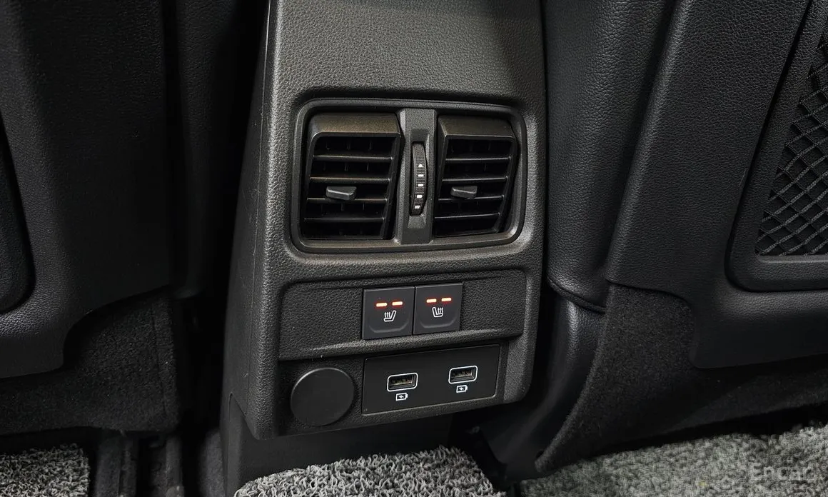 Фото 19 - Renault XM3