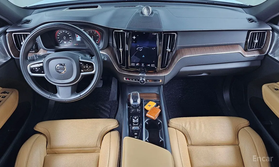 Photo 7 - Volvo XC60