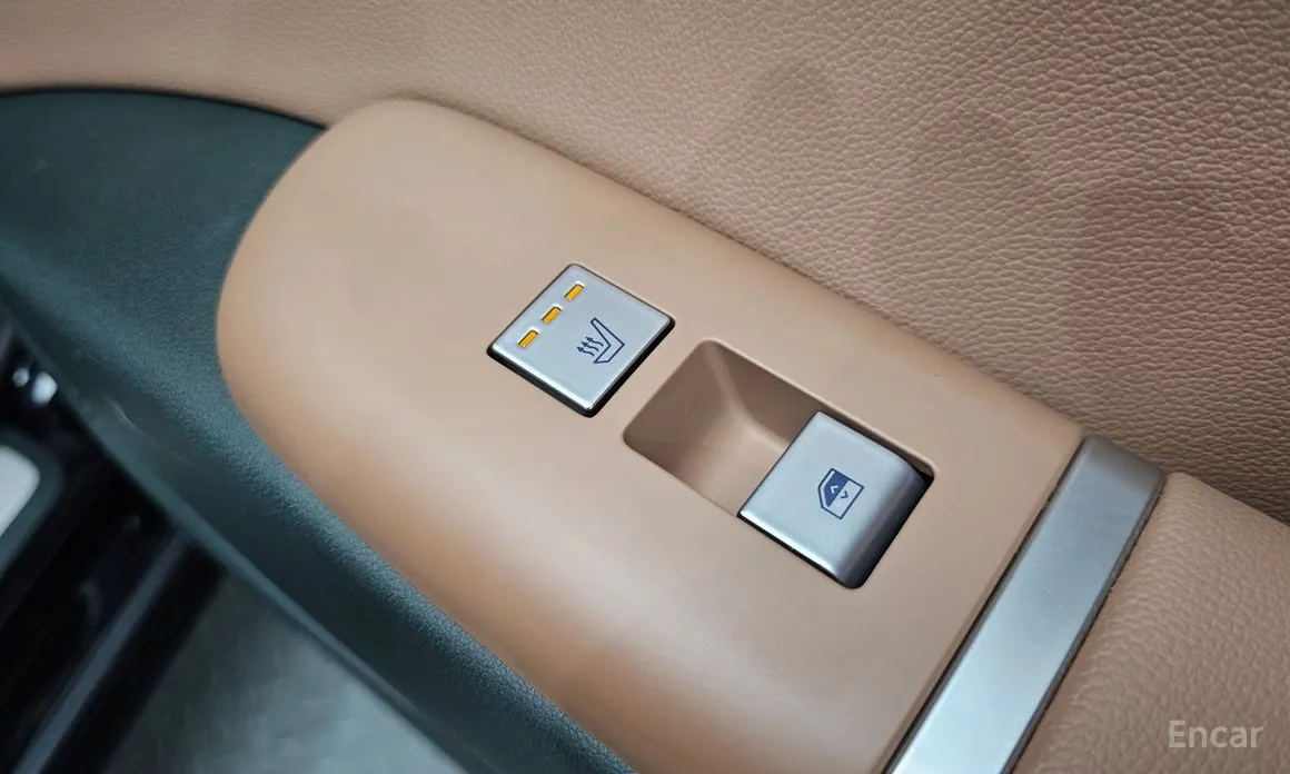 Фото 19 - Hyundai Grandeur