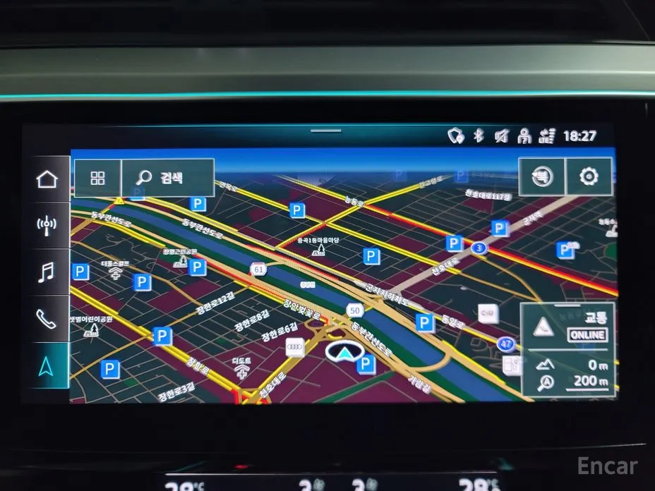 Фото 17 - Audi Q8 e-tron