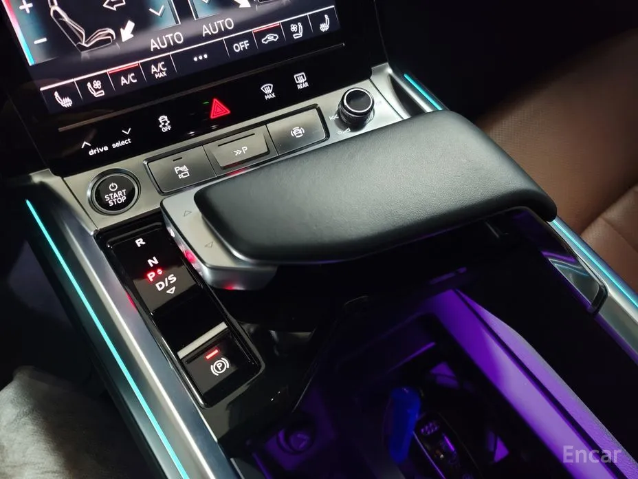 Фото 9 - Audi Q8 e-tron