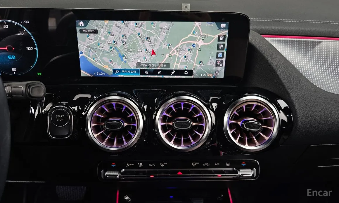 Фото 14 - Mercedes-Benz EQA