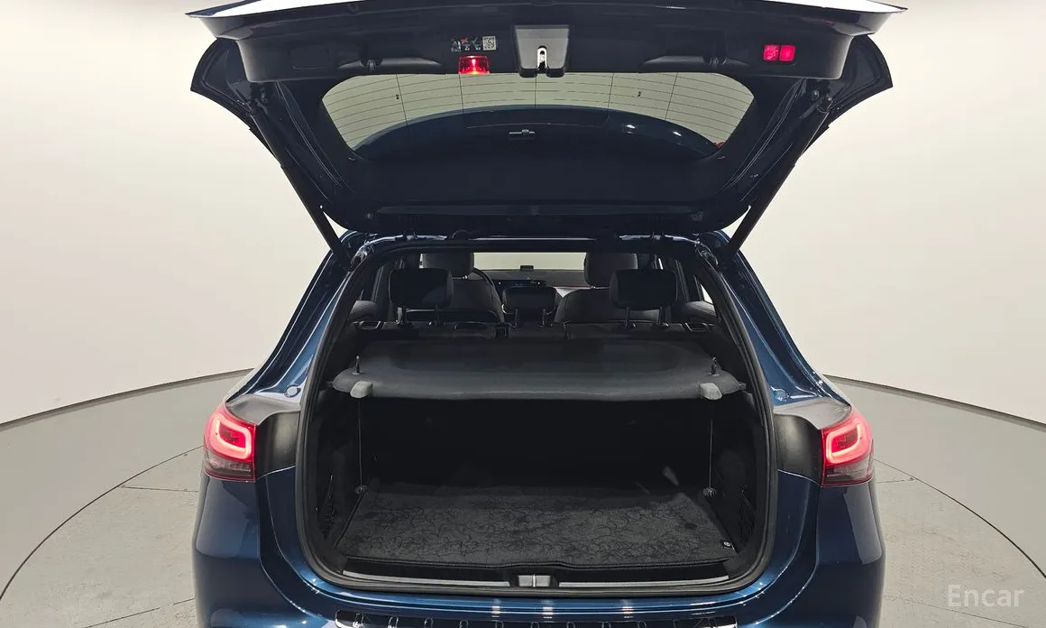 Фото 20 - Mercedes-Benz EQA