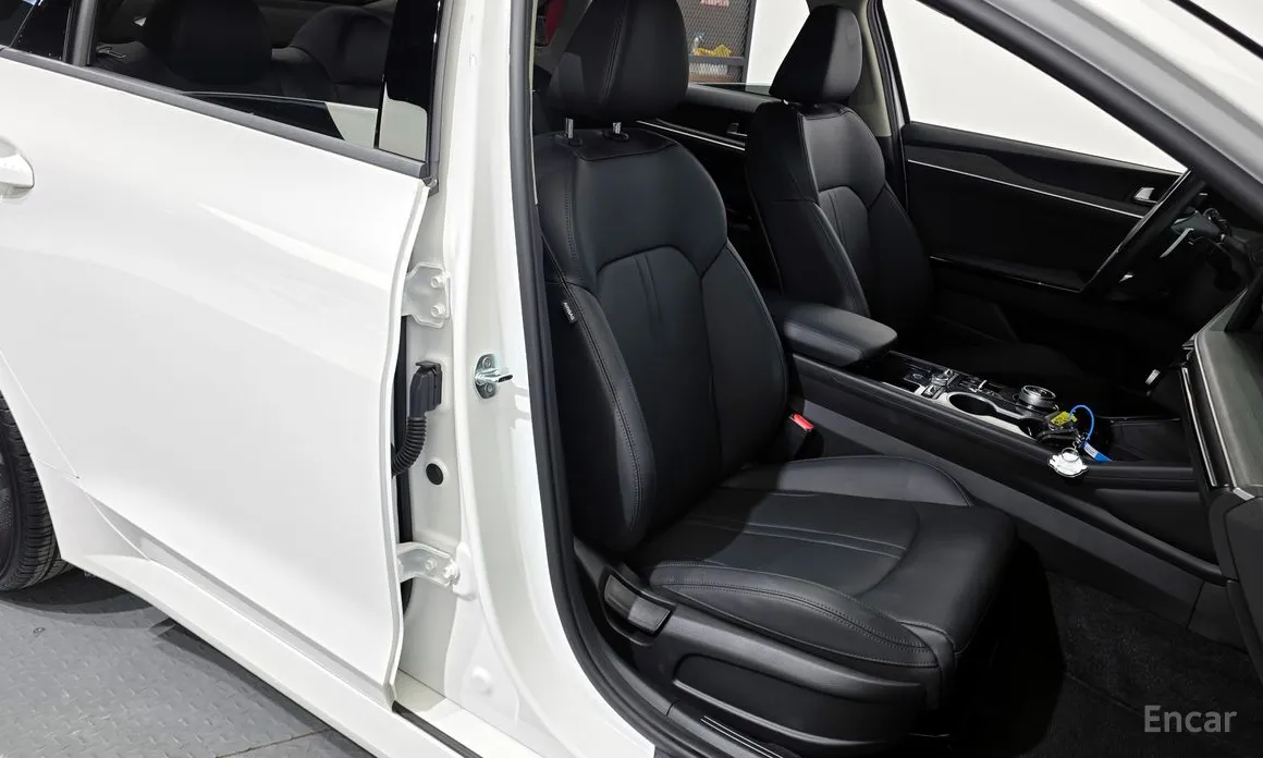 Фото 12 - Kia K5