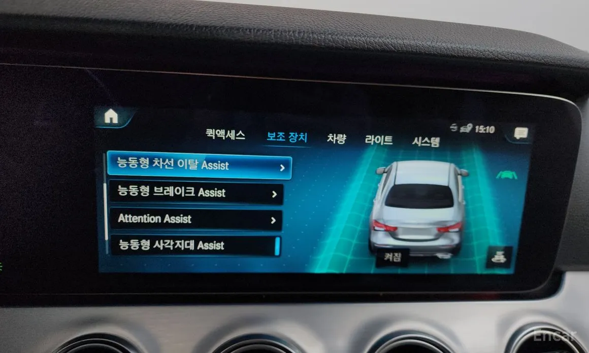 Фото 16 - Mercedes-Benz E-Class