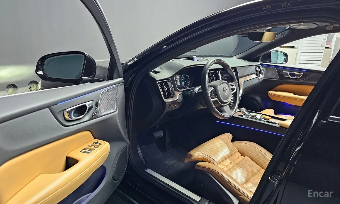 Фото 10 - Volvo S60