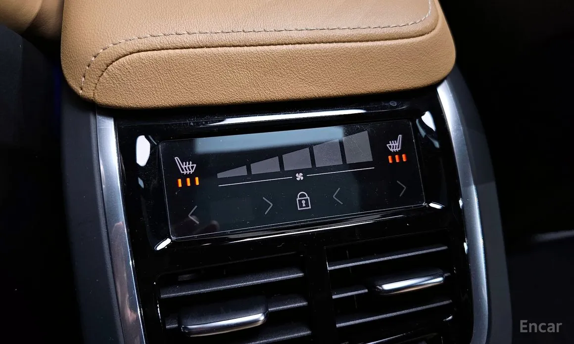 Фото 18 - Volvo S60