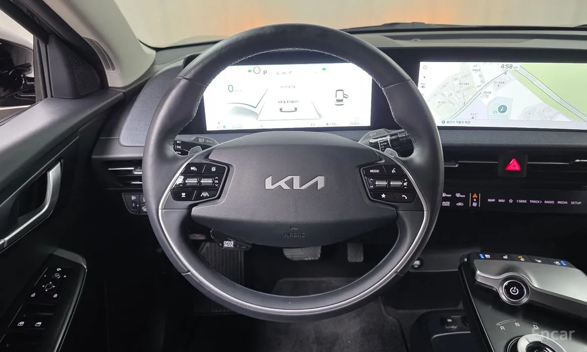 Фото 13 - Kia EV6