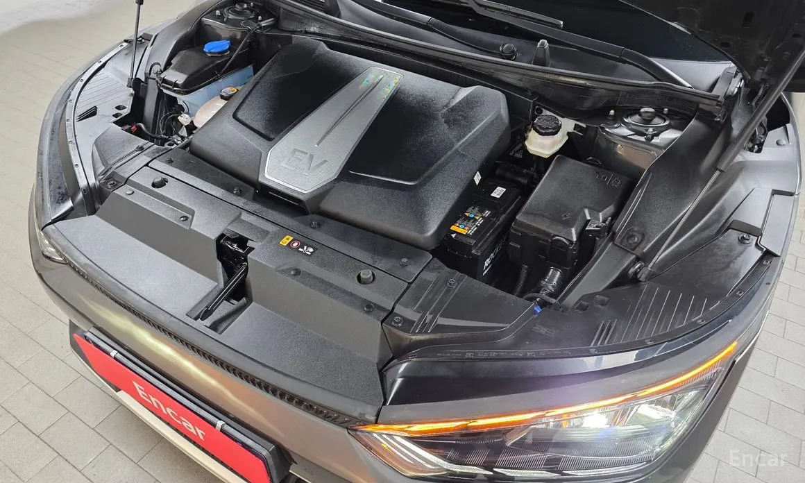 Фото 6 - Kia EV6