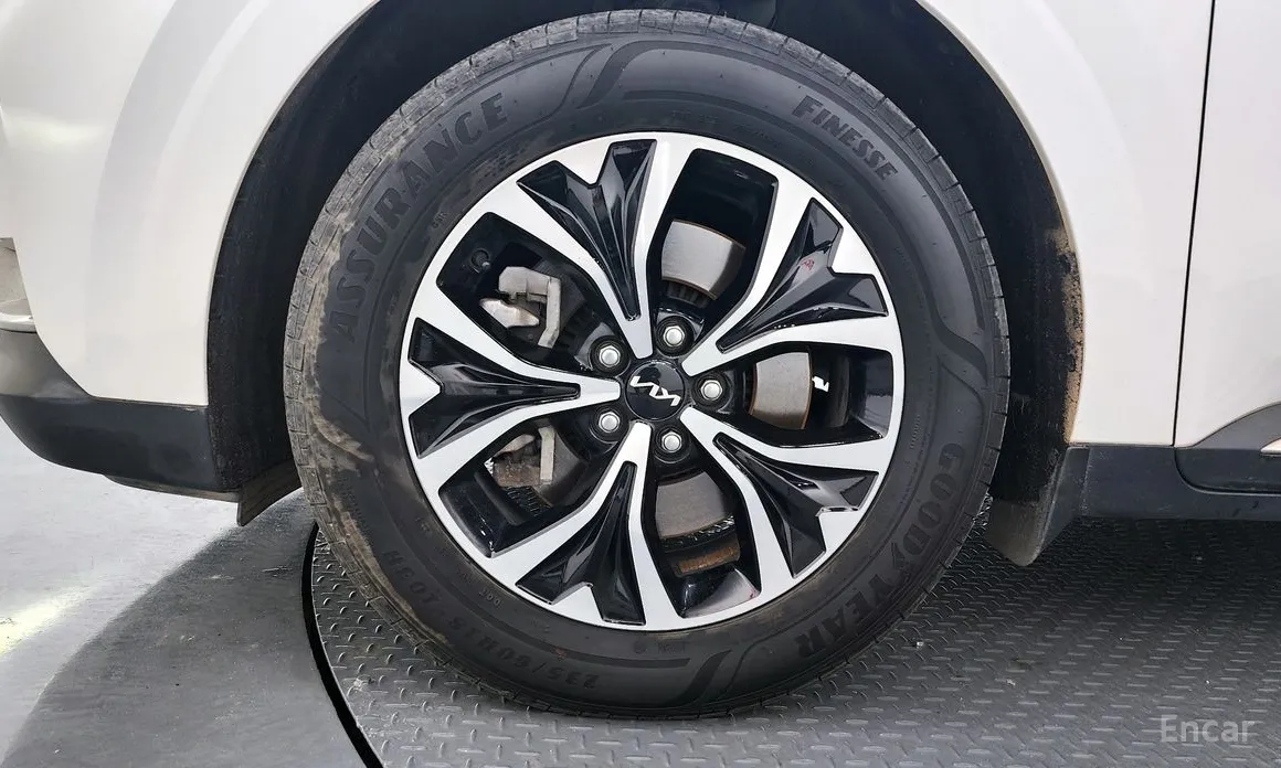 Фото 5 - Kia Carnival