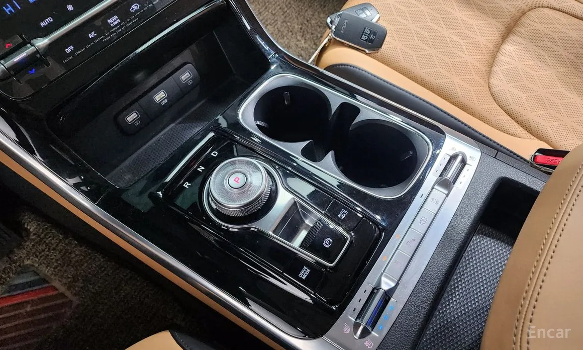 Фото 9 - Kia Carnival