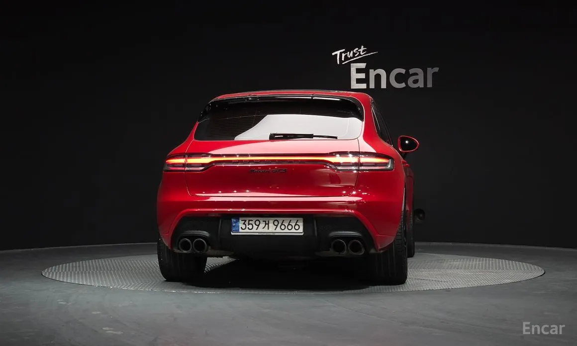 Фото 4 - Porsche Macan