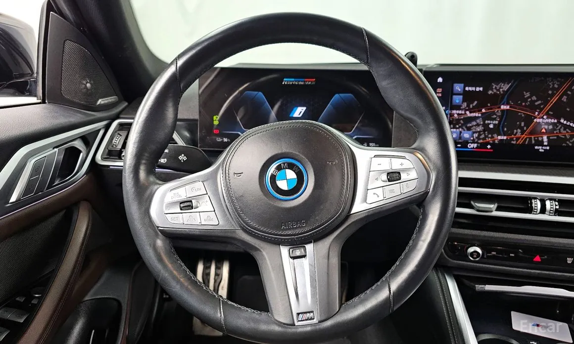 Фото 13 - BMW i4