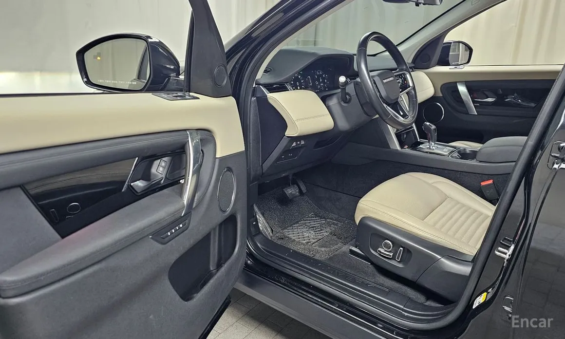 Фото 11 - Land Rover Discovery Sport