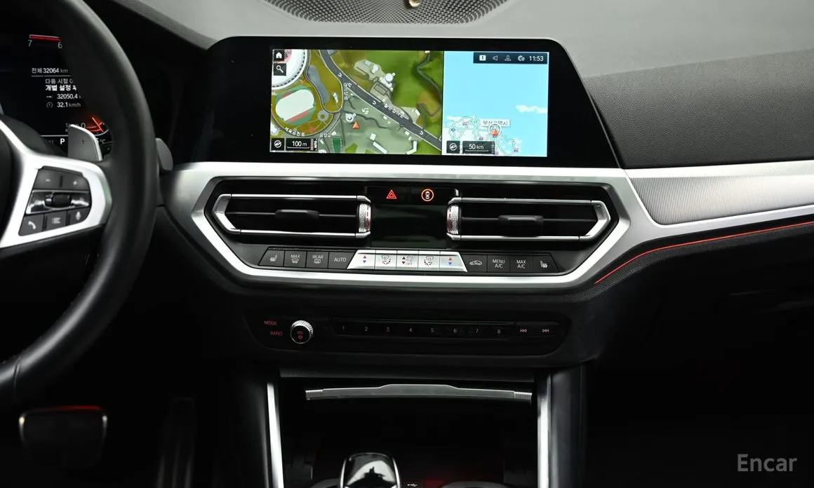 Photo 14 - BMW 3 Series