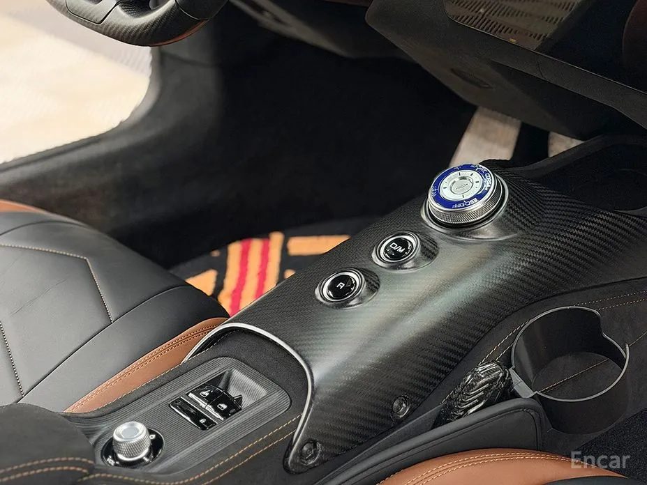 Фото 11 - Maserati MC20