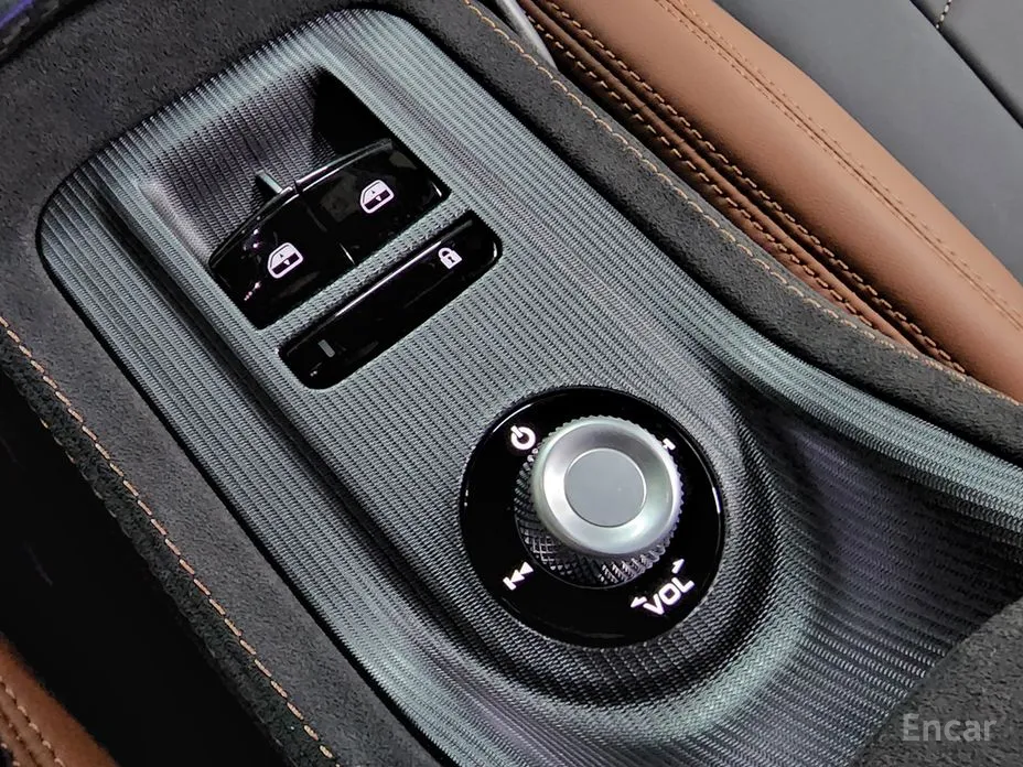 Фото 17 - Maserati MC20