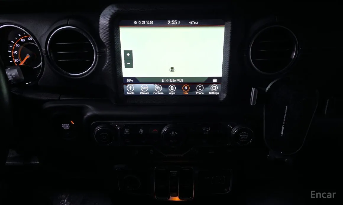 Фото 14 - Jeep Wrangler