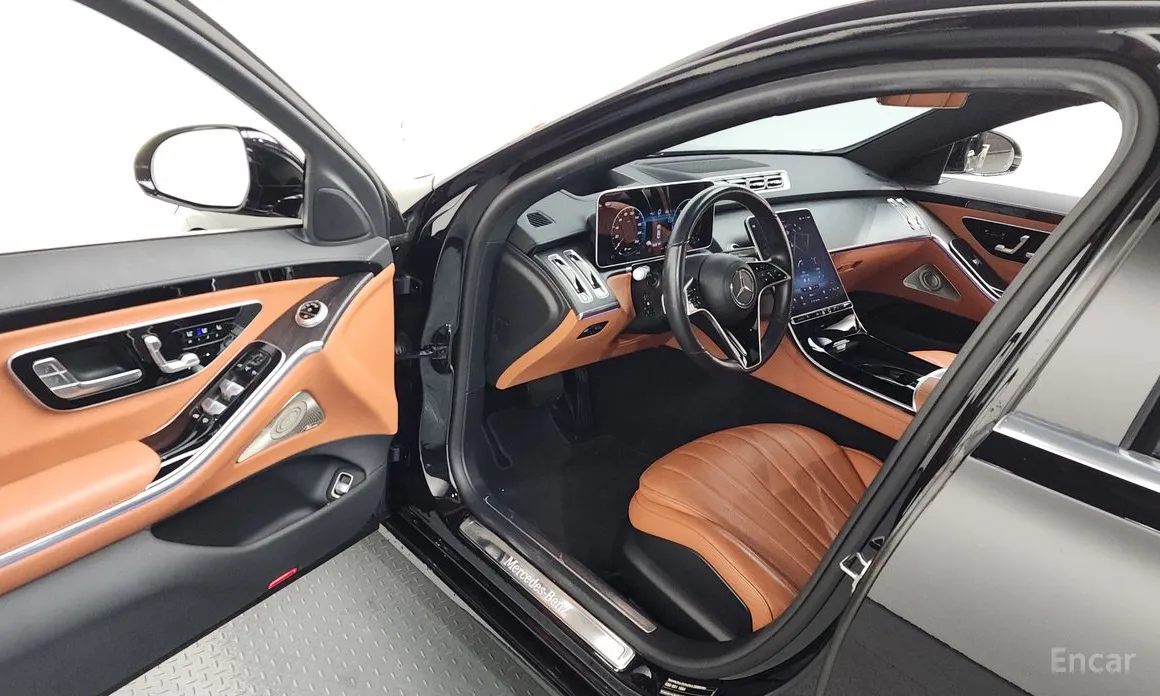 Фото 10 - Mercedes-Benz S-Class