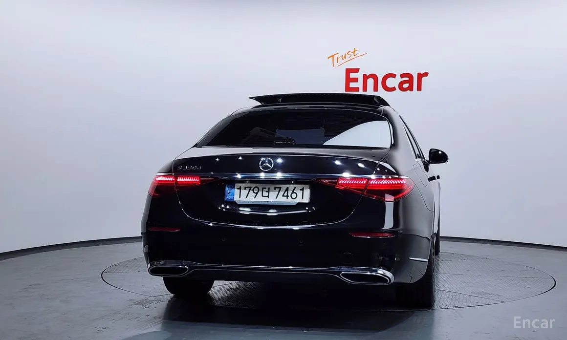 Фото 4 - Mercedes-Benz S-Class