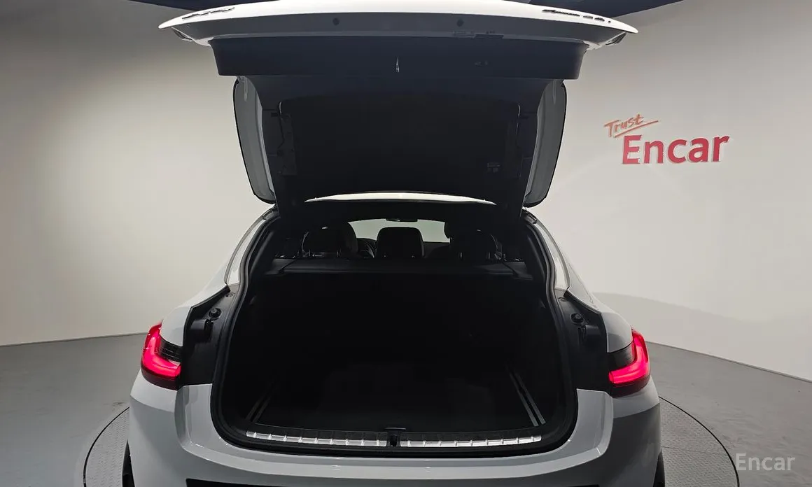 Фото 20 - BMW X4