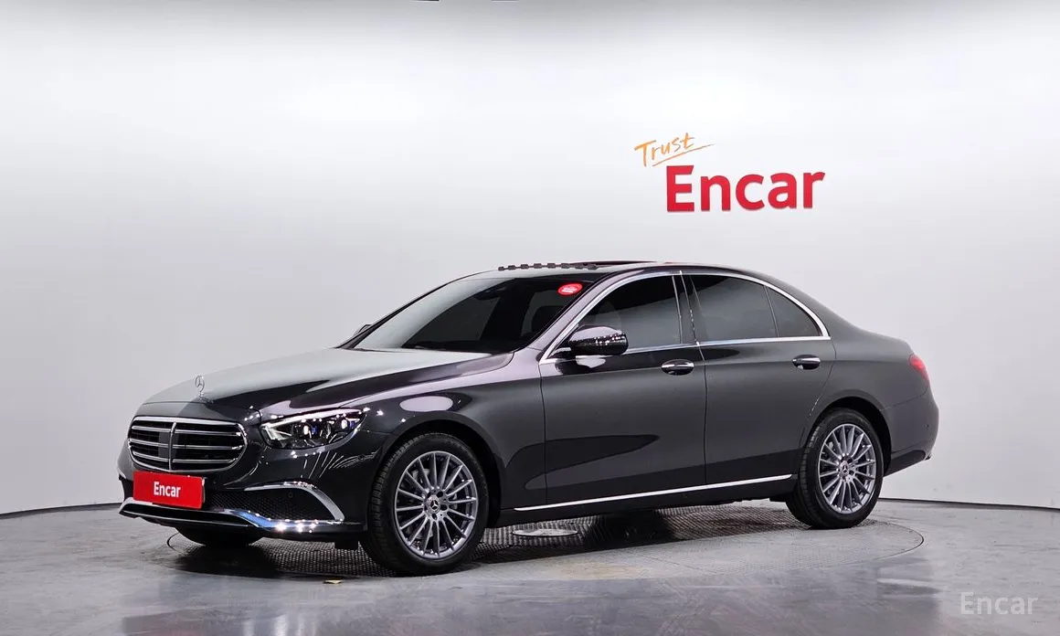 Фото 1 - Mercedes-Benz E-Class