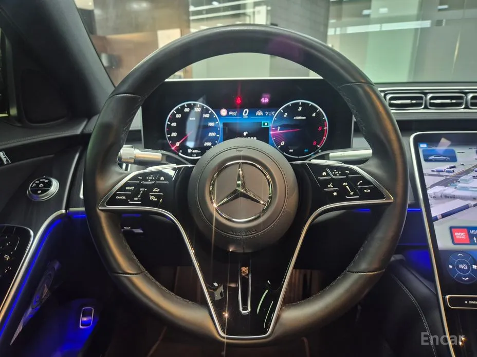 Фото 12 - Mercedes-Benz S-Class