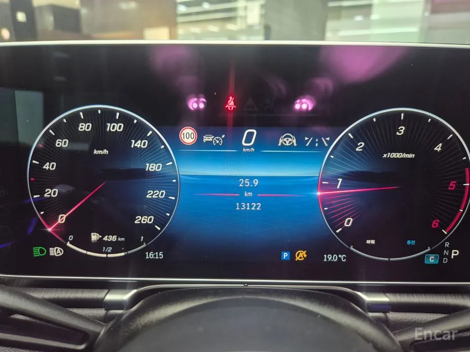 Фото 8 - Mercedes-Benz S-Class