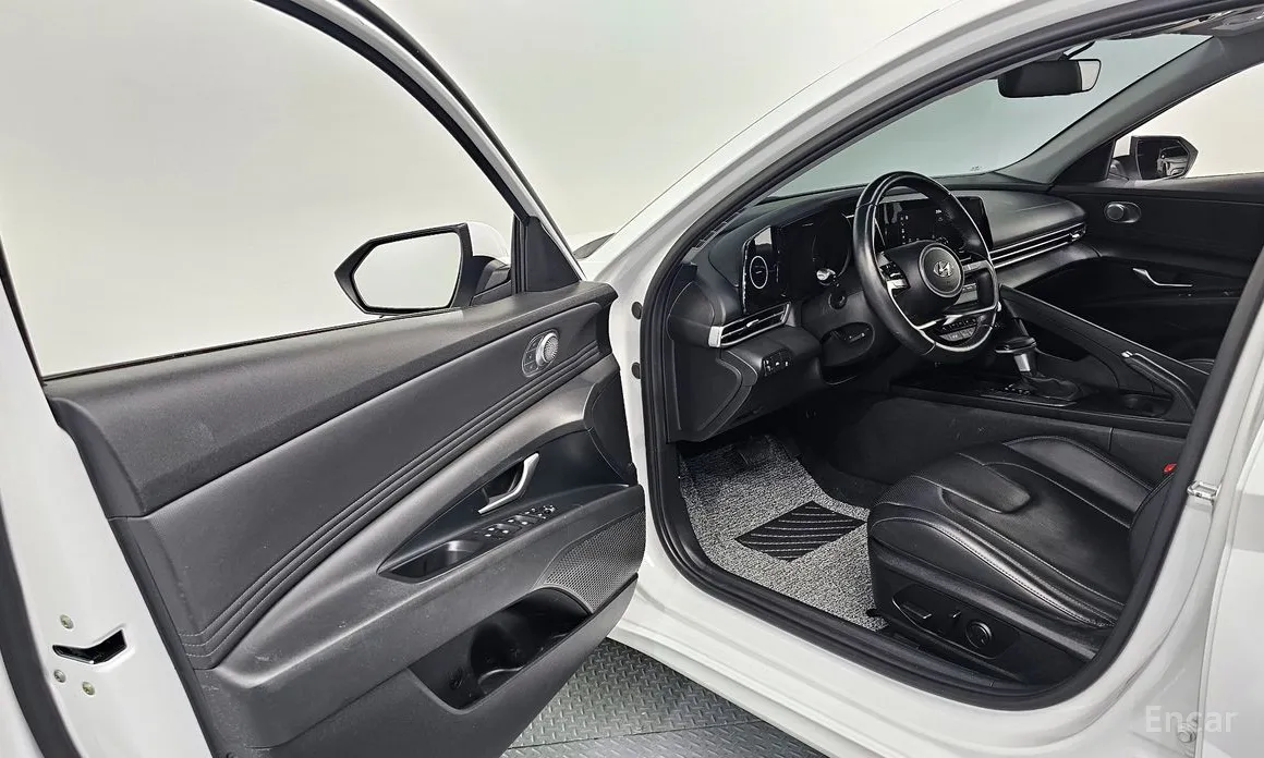 Фото 10 - Hyundai Avante