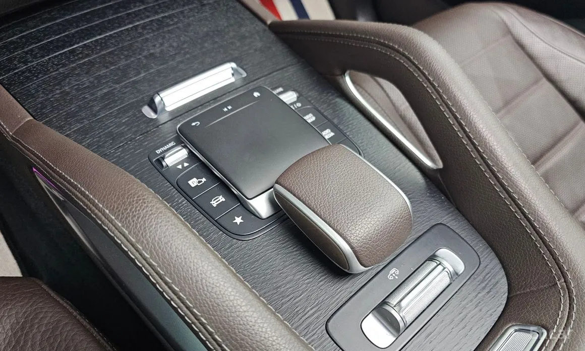 Photo 16 - Mercedes-Benz GLS-Class