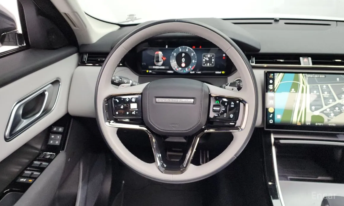 Фото 13 - Land Rover Range Rover Velar