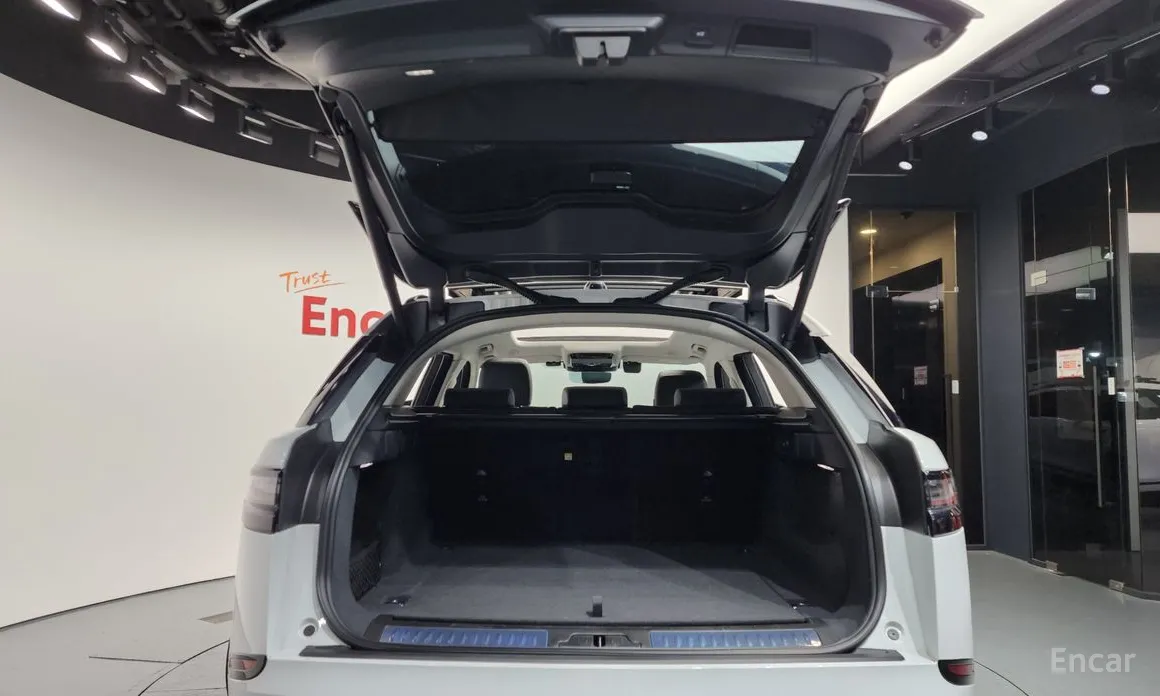 Фото 20 - Land Rover Range Rover Velar