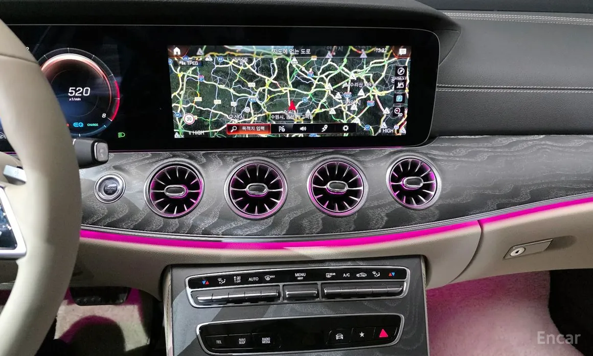 Фото 14 - Mercedes-Benz CLS-Class