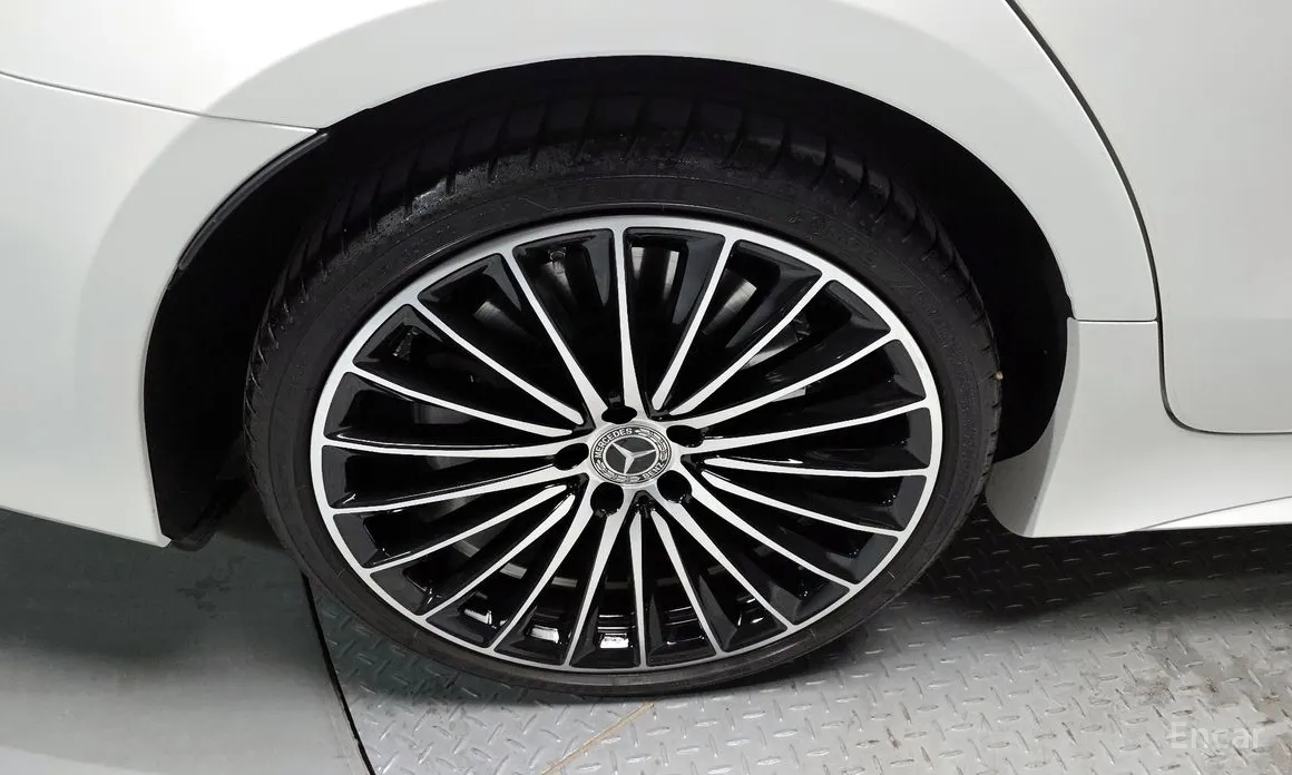 Фото 7 - Mercedes-Benz CLS-Class