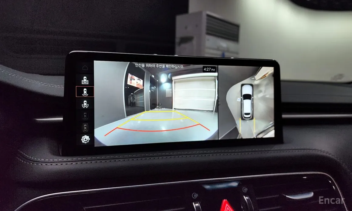 Фото 15 - Genesis G70