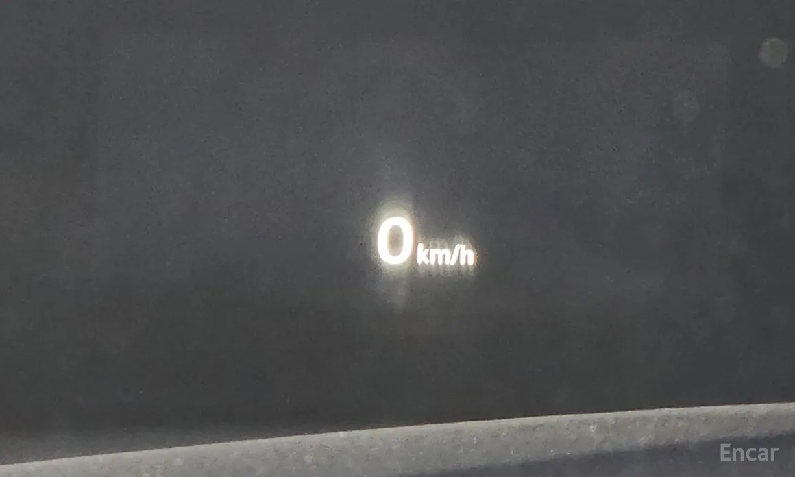 Фото 17 - Genesis G70