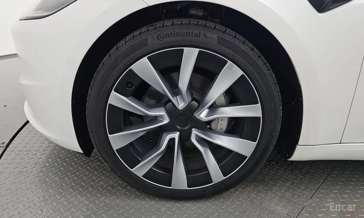 Фото 5 - Tesla Model 3