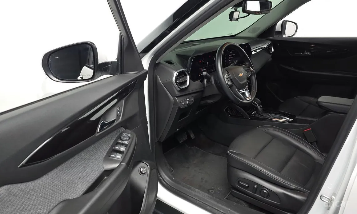 Фото 12 - Chevrolet Trailblazer