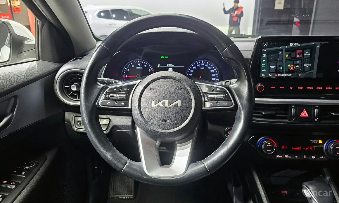 Фото 13 - Kia K3