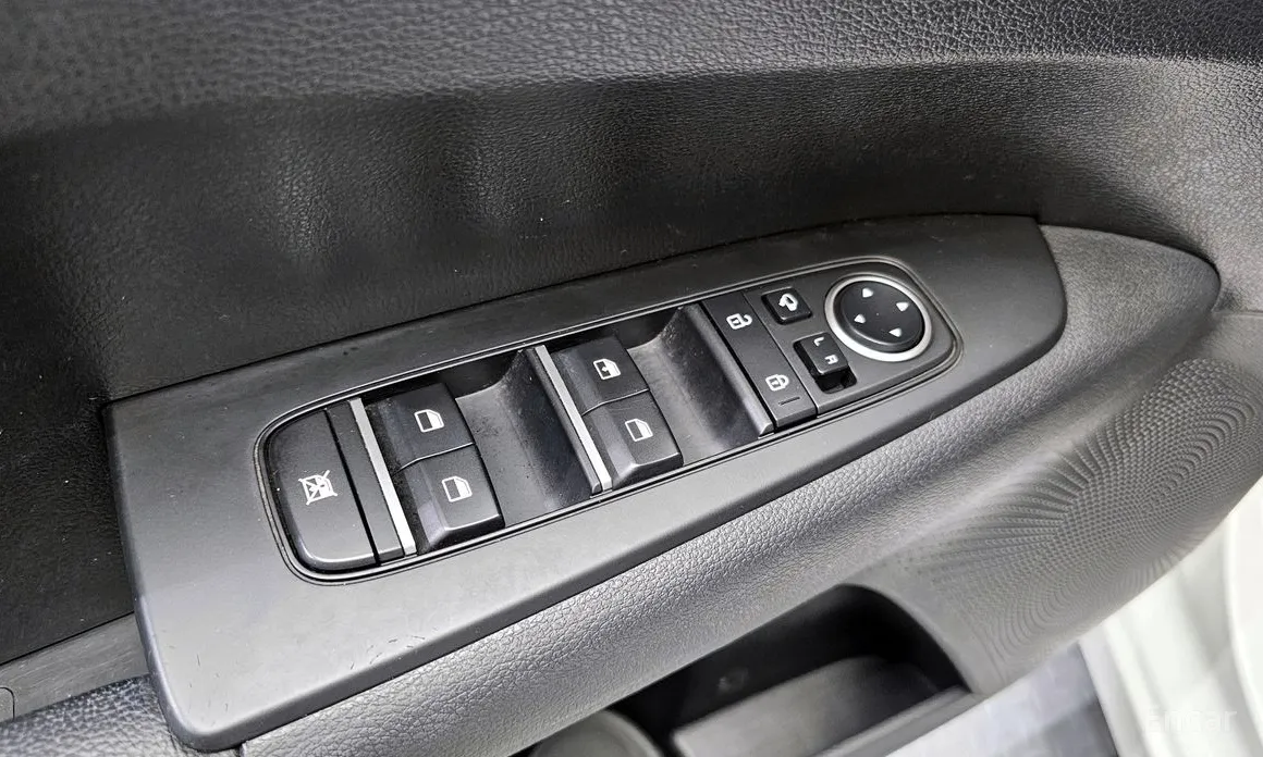 Фото 14 - Kia K3