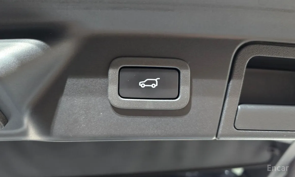 Фото 20 - Land Rover Range Rover Velar