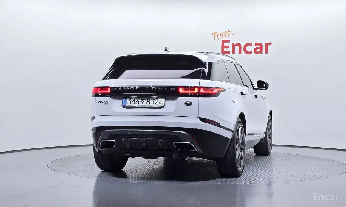 Фото 4 - Land Rover Range Rover Velar